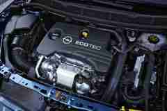 Opel-Astra-1.0-ECOTEC-Direct-Injection-Turbo-300937
